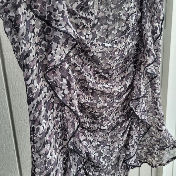 Express | Dark Floral Sheer Ruffle Top Keyhole Button EUC 2010 Women's XS - Picture 12 of 16